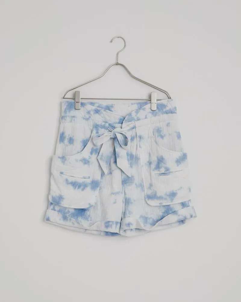Belize Shorts in Light Blue