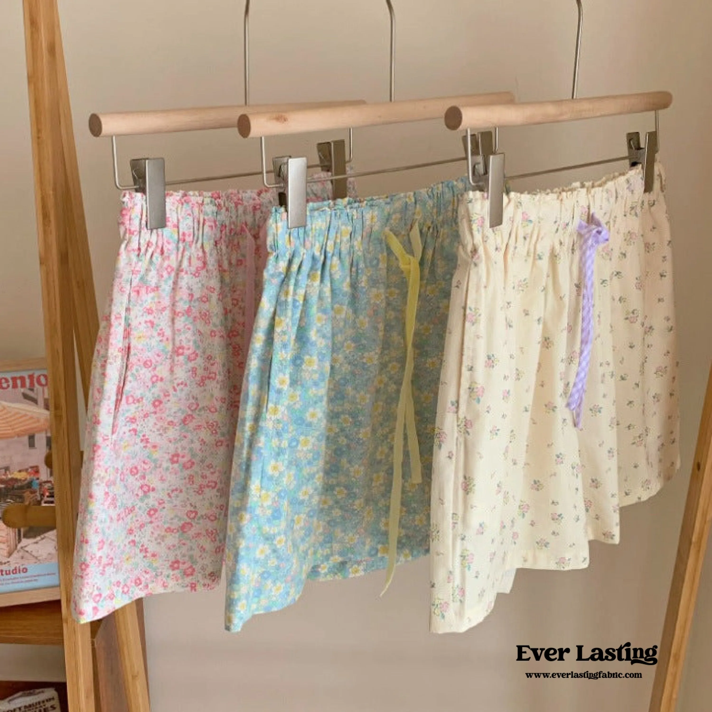 Blossom Floral Shorts Lounge Bottoms / Pink