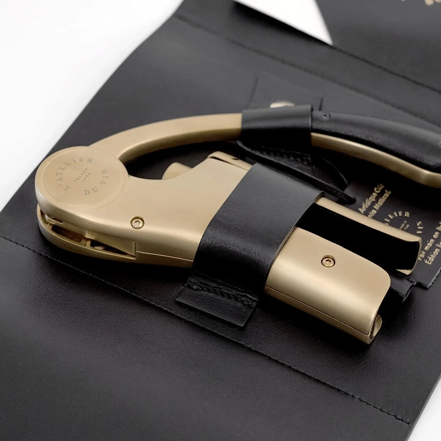 L'atelier Du Vin Oeno Motion Gold Nomad Lever Corkscrew Gift Set - Luxury Sommelier Wine Bottle Opener with Premium Black Leather Case for Wine Tasting Accessories Emblematic Wine Key Made In France