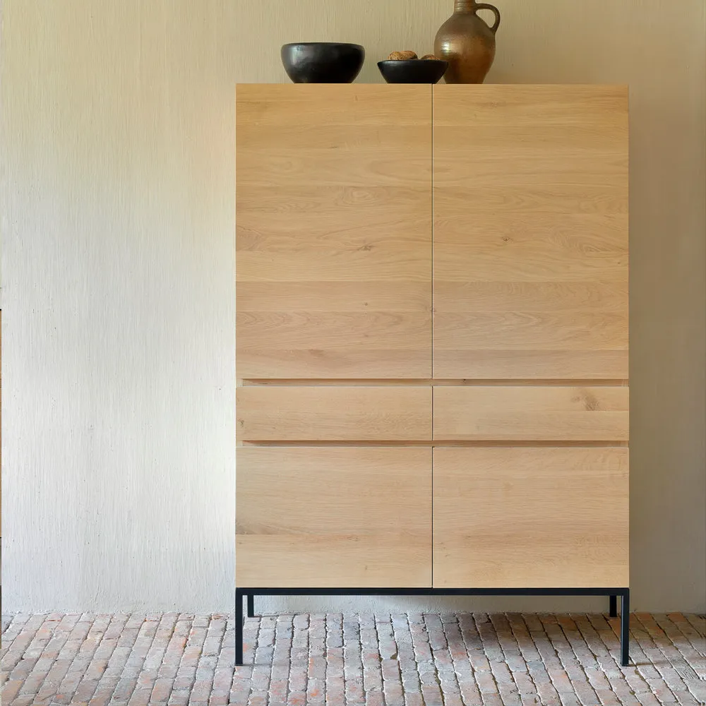 Ligna Cupboard