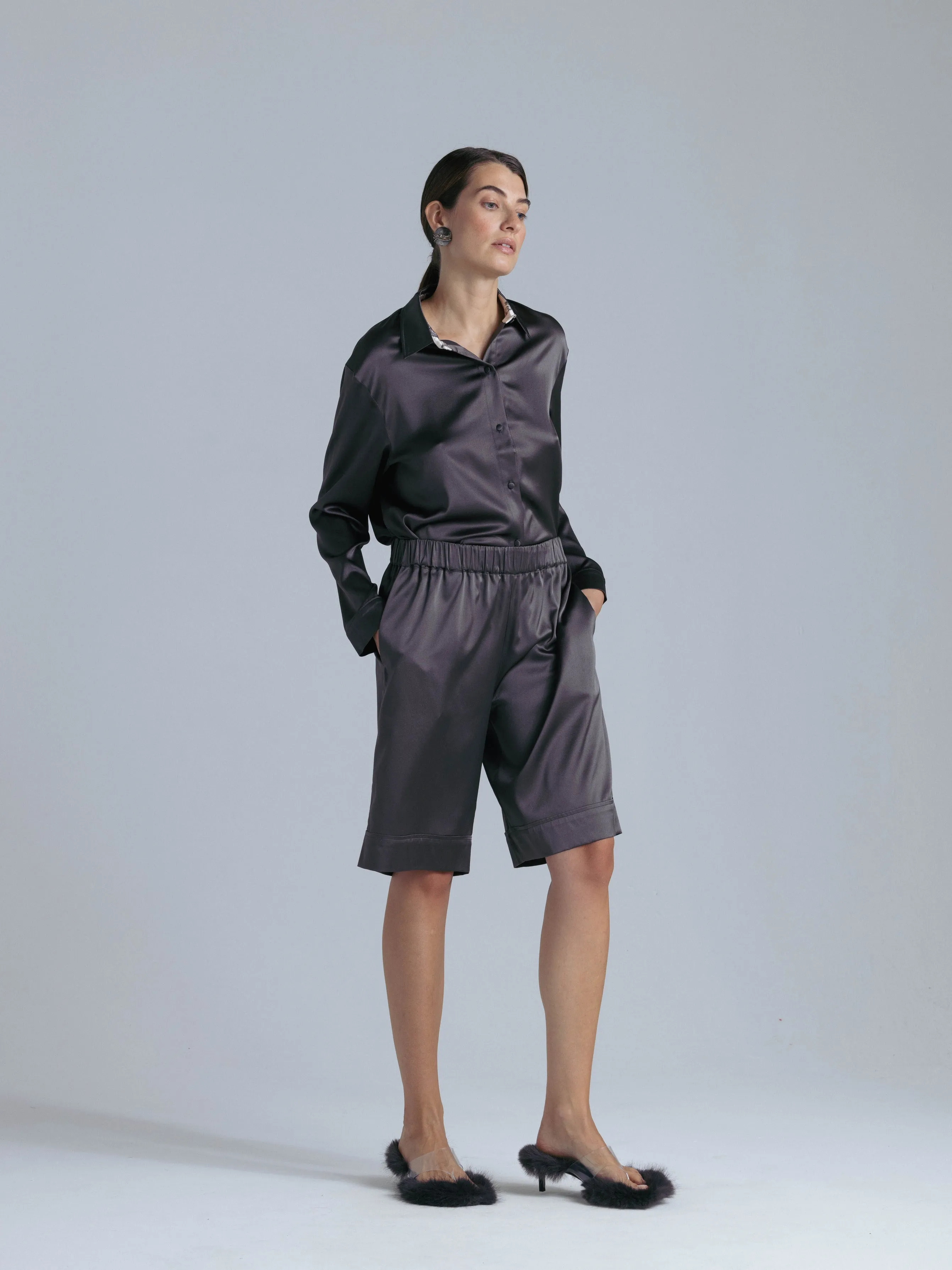 Silk Shirt and  Shorts Set 'Tyche&Themis' in Magic Grey