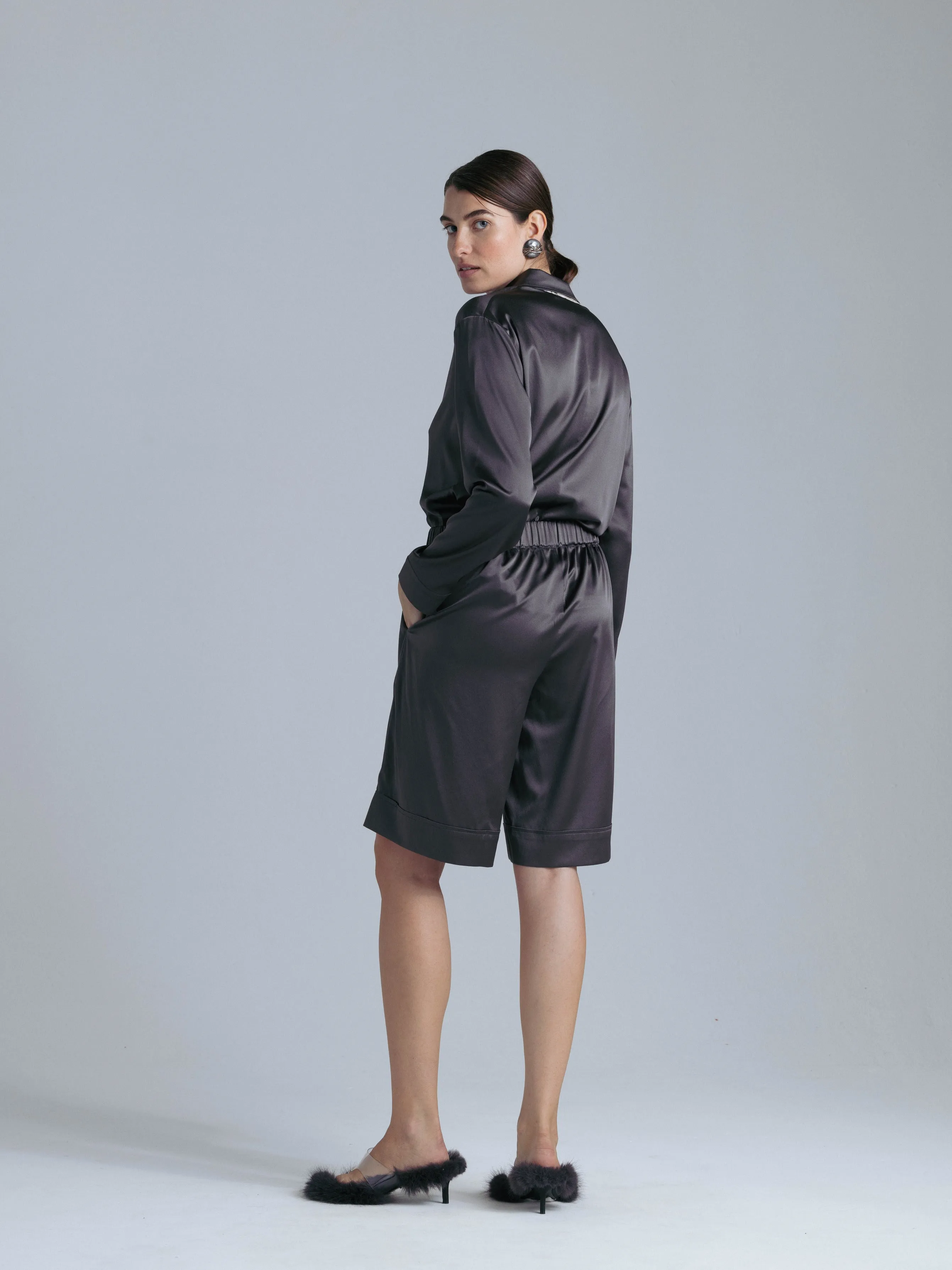 Silk Shirt and  Shorts Set 'Tyche&Themis' in Magic Grey