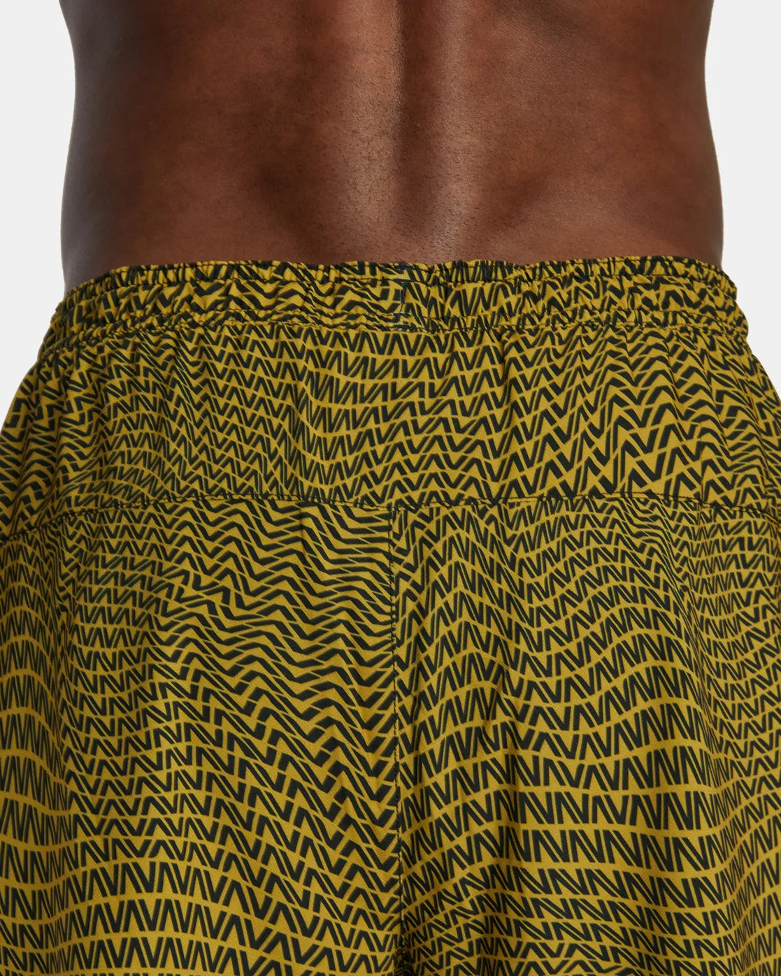 Yogger Train 2-In-1 Elastic Waist Workout Shorts 17" - Motif Golden