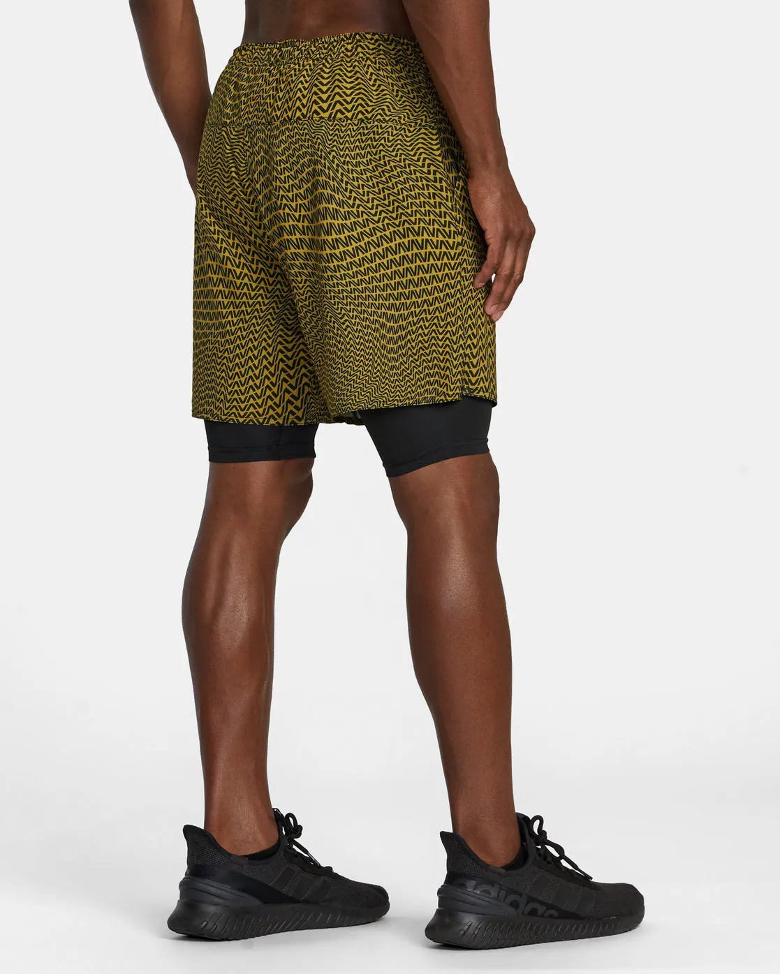 Yogger Train 2-In-1 Elastic Waist Workout Shorts 17" - Motif Golden